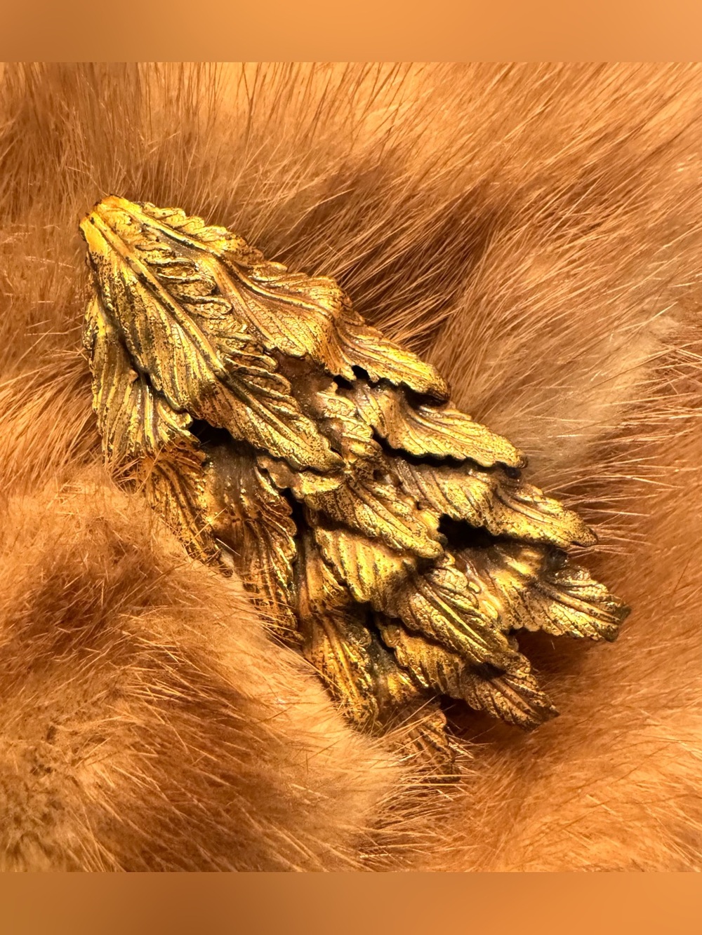 Antique / Vintage Gold-tone Fur Clip; approx 2.5”; Substantial